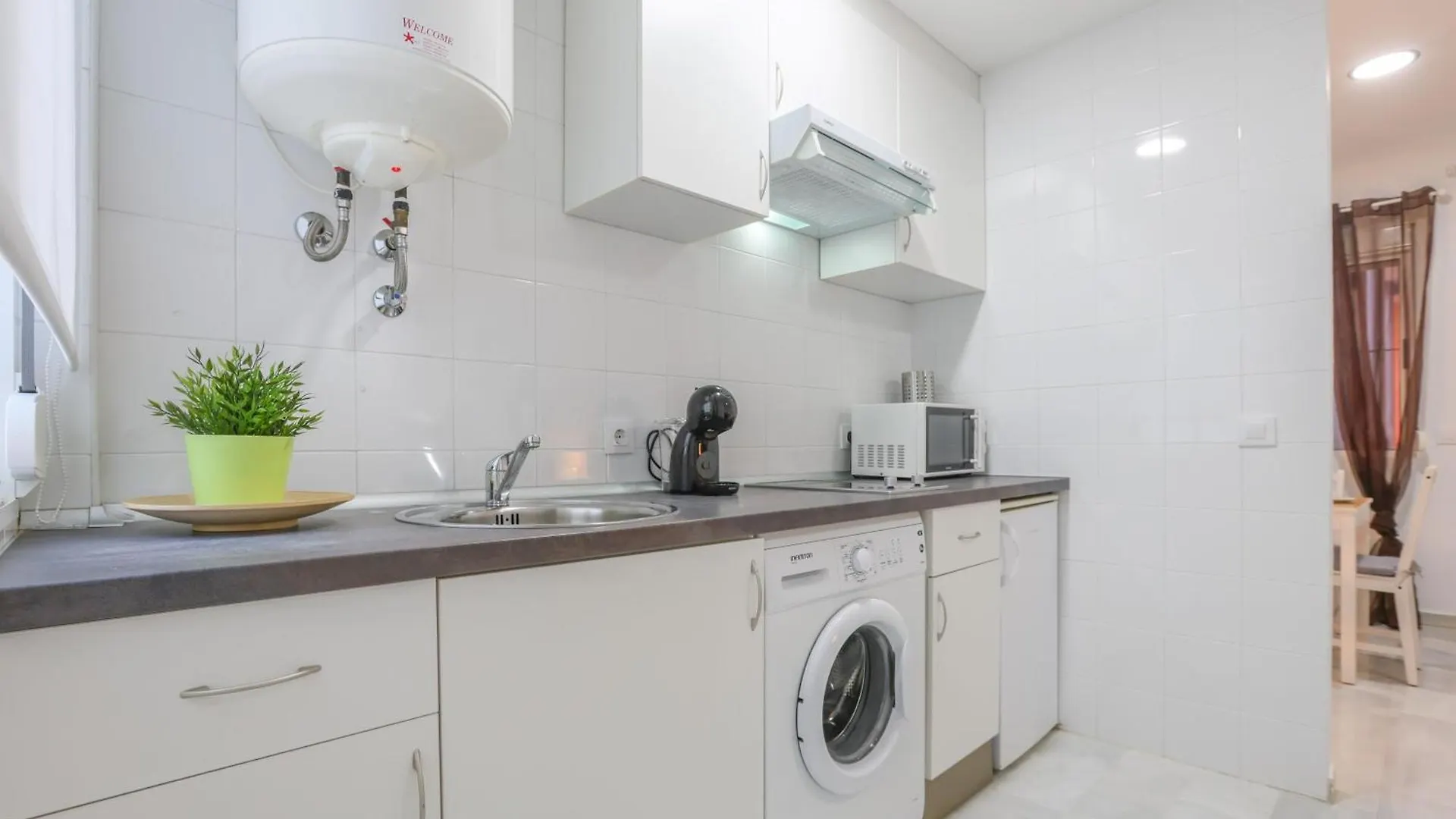 Divina Apartment Seville 0*,  Spain